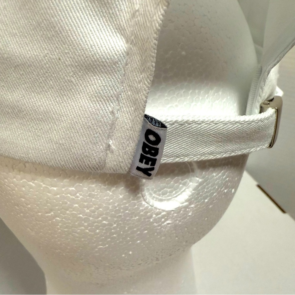 White Obey adjustable hat new - Picture 5 of 9